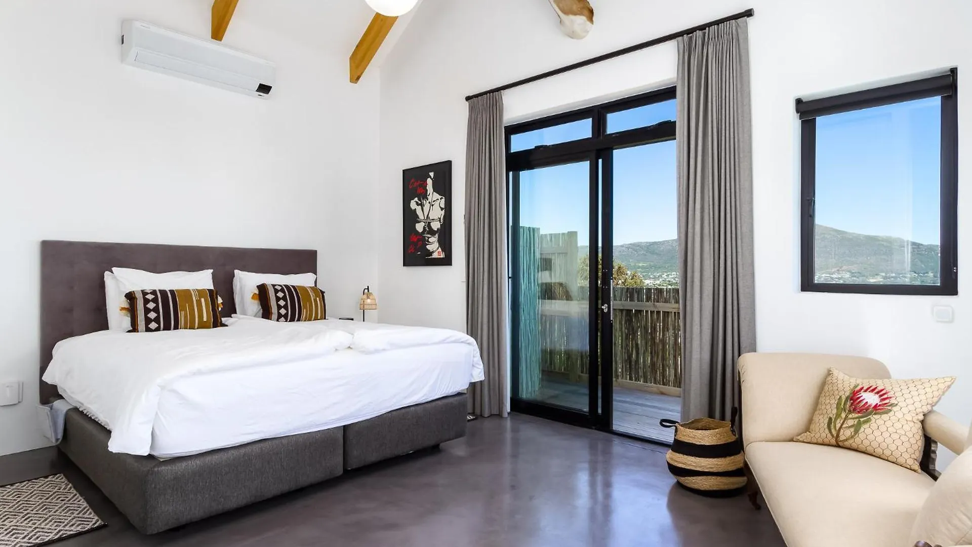 Sunny Bank - Luxury 8 Pax Villa Cape Town