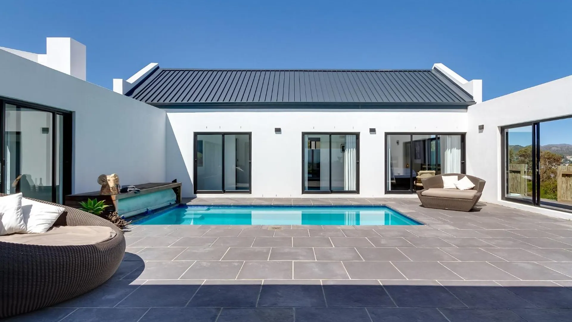 Sunny Bank - Luxury 8 Pax Villa Cape Town South Africa